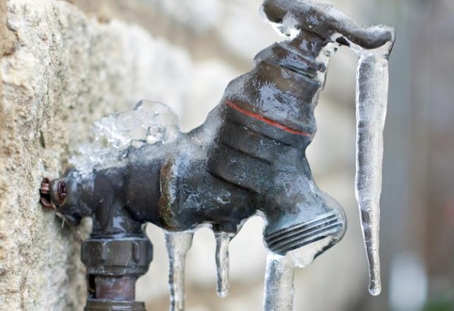 Winterize Your Pipes Before the Freeze!